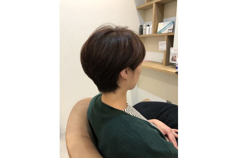 ショートヘア