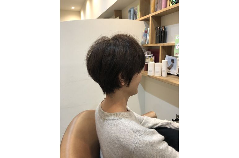 ショートヘア