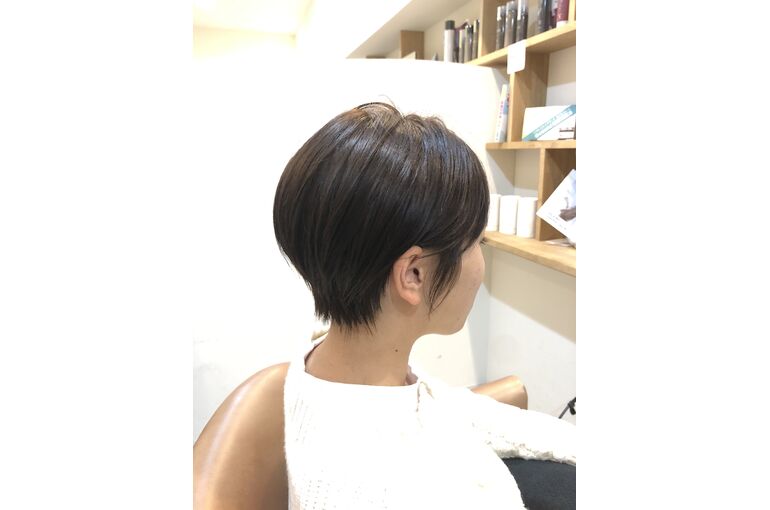 ショートヘア